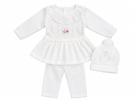 White knitted Set